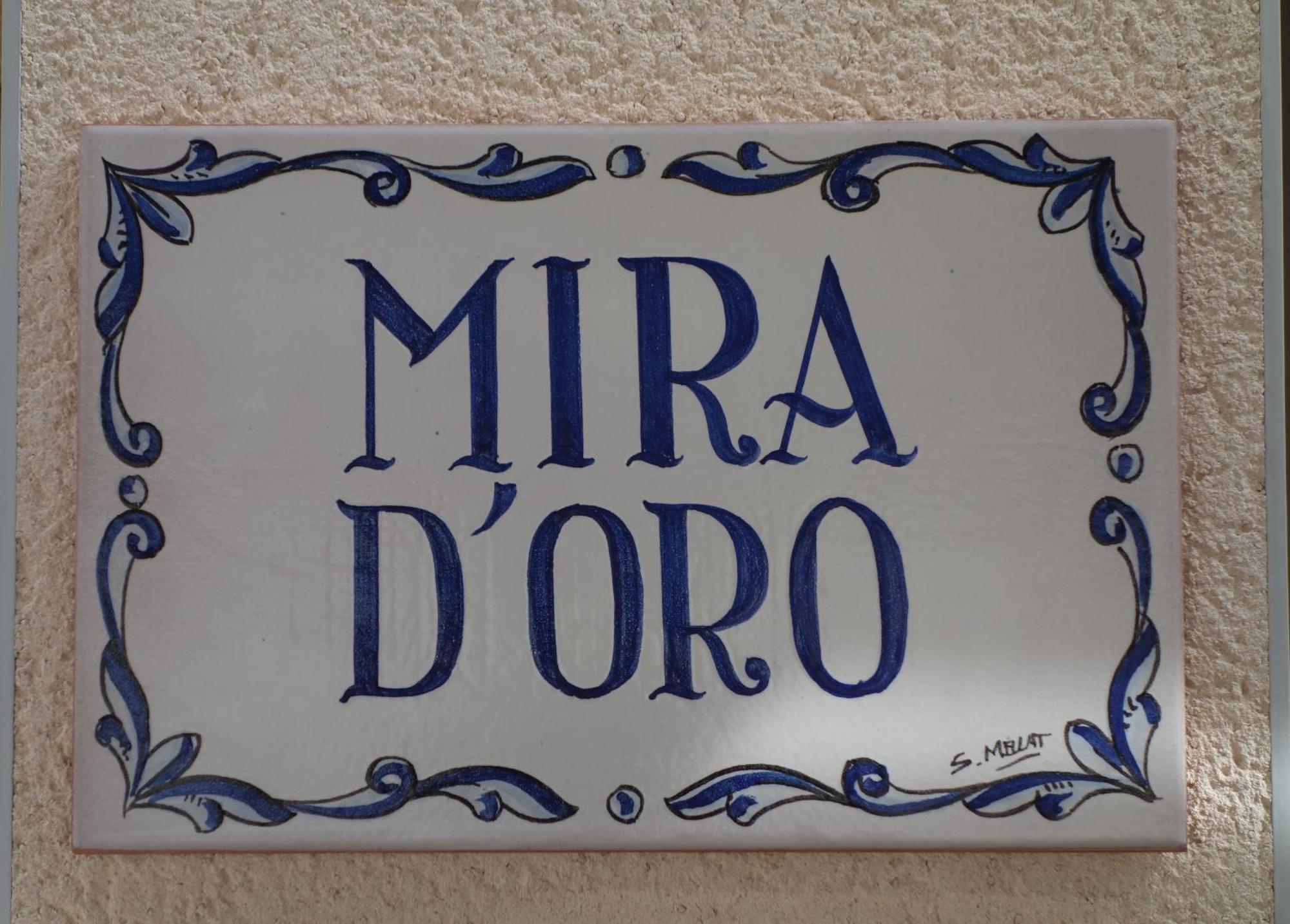 Mira D'Oro. Peniscola. Villa Bagian luar foto
